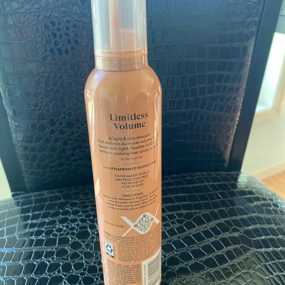 Nexxus Volume Medium Hold Mousse - Picture 7 of 12